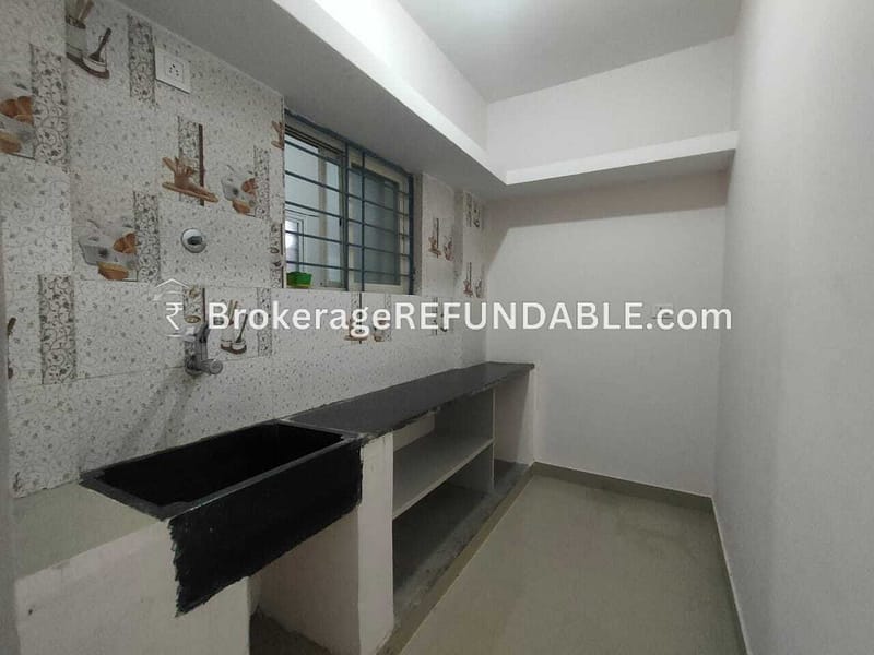 semi furnished flat for rent